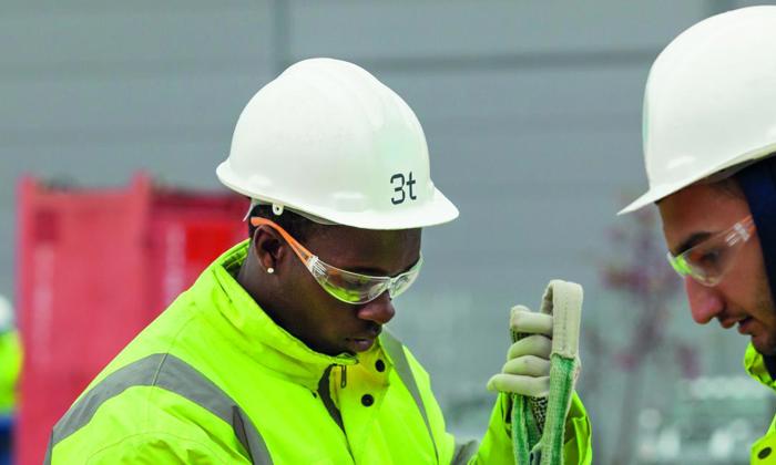 22-رجل البنك-سفاح البنوك.jpg